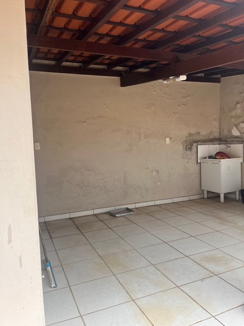 CASA À VENDA NO BAIRRO SANTO ANTÔNIO