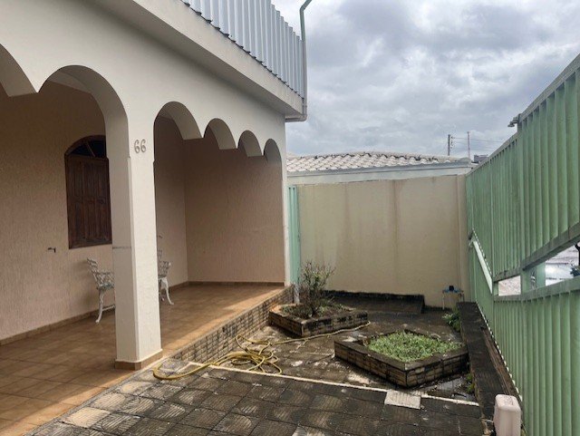 CASA À VENDA NO BAIRRO SANTO ANTÔNIO