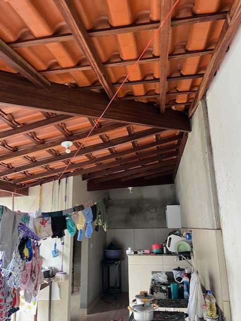 CASA À VENDA NO BAIRRO PINHEIROS