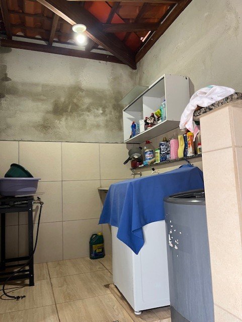 CASA À VENDA NO BAIRRO PINHEIROS